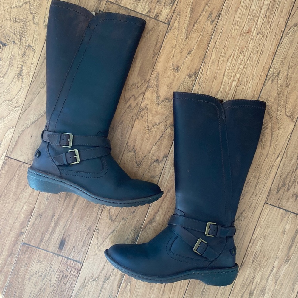 Ugg Shearling Lined Leather Boots 6 - image 1